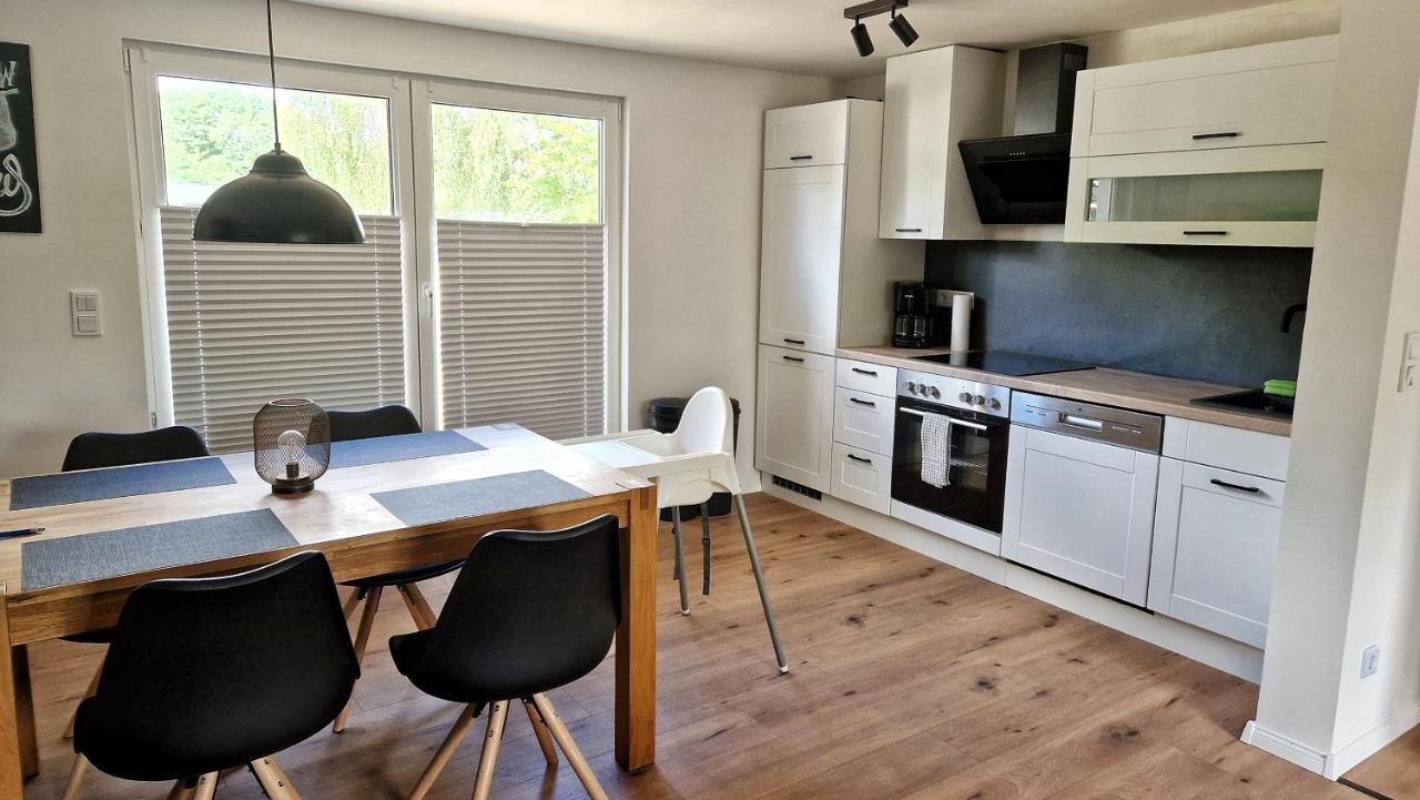 Ferienhaus Seeoase - 70Qm - Kamin -Terrassen - Parkplatz - Badestelle Fusslaeufig Joachimsthal Bagian luar foto