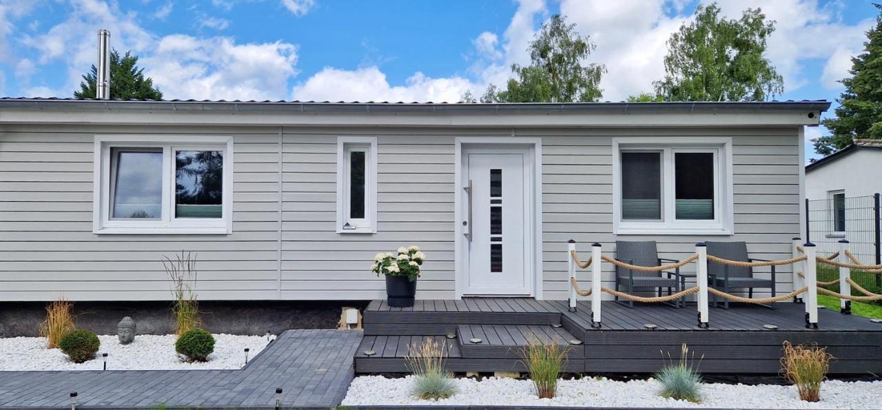Ferienhaus Seeoase - 70Qm - Kamin -Terrassen - Parkplatz - Badestelle Fusslaeufig Joachimsthal Bagian luar foto